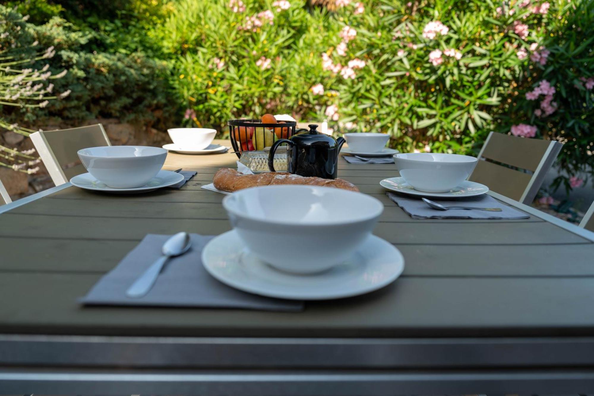 With Garden & Terrasse Very Quiet Appartement *