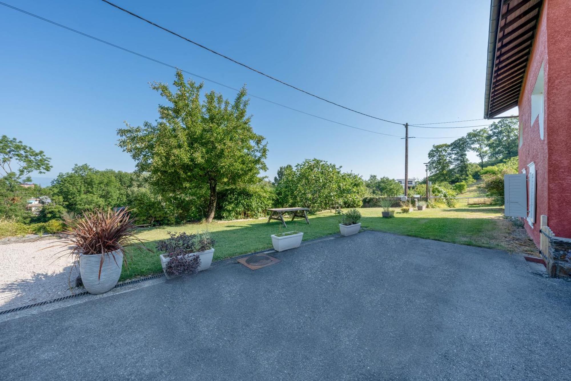 With Garden & Terrasse Very Quiet * Thonon-les-Bains