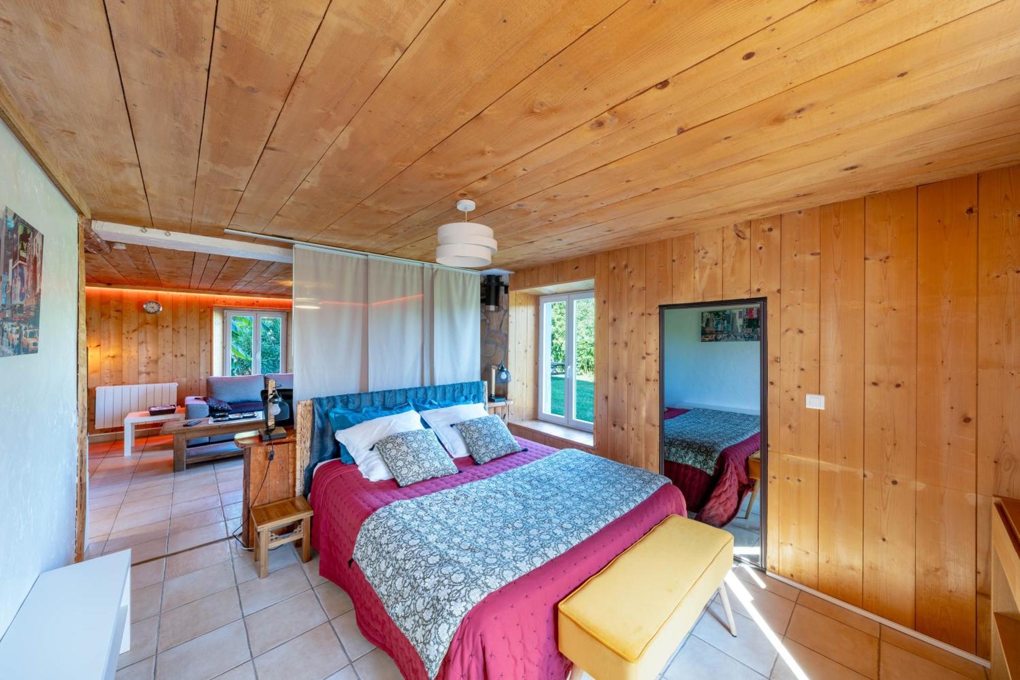 With Garden & Terrasse Very Quiet Apartment *